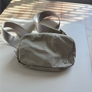 lululemon Everywhere Belt Bag 1L